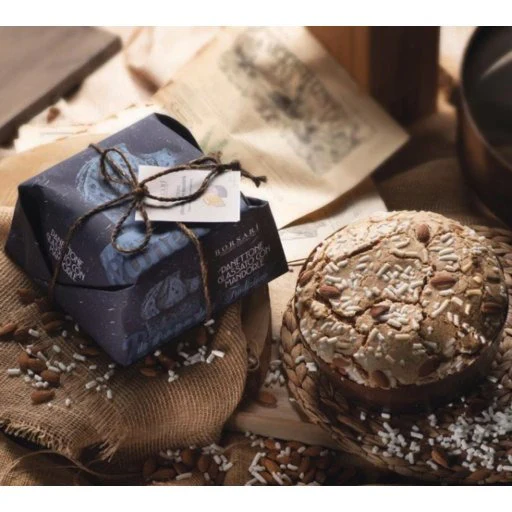 BORSARI Panettone with Almonds and Icing - 1kg (2.2lb)
