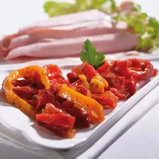 LA CERIGNOLA Grilled Peppers Strips - 580g (19.40oz) - Image 2